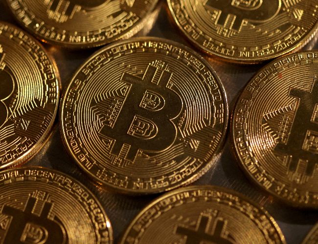 Legendary Trader Warns: Bitcoin Could Plunge Below $50,000 If These Key Levels Break